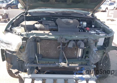 2021 Toyota Tacoma Trd Sport z USA, uszkodzony, nr VIN 3TMDZ5BN5MM098653